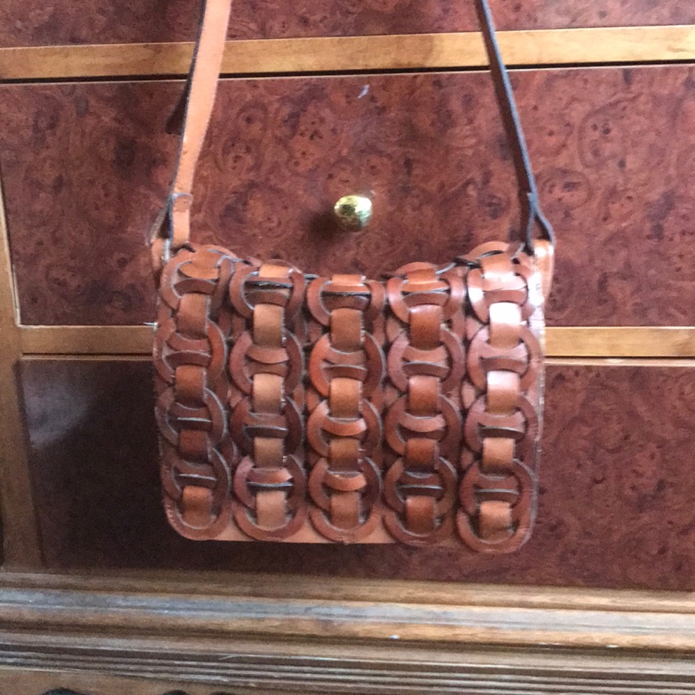 Cross over purses
